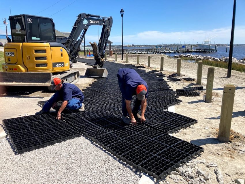 ecoraster permeable paving grid installation at Ward Shore Park