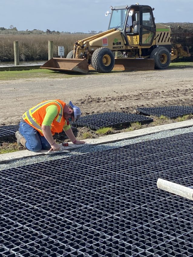 Permeable Parking Geogrids at the Washington Baum Bridge