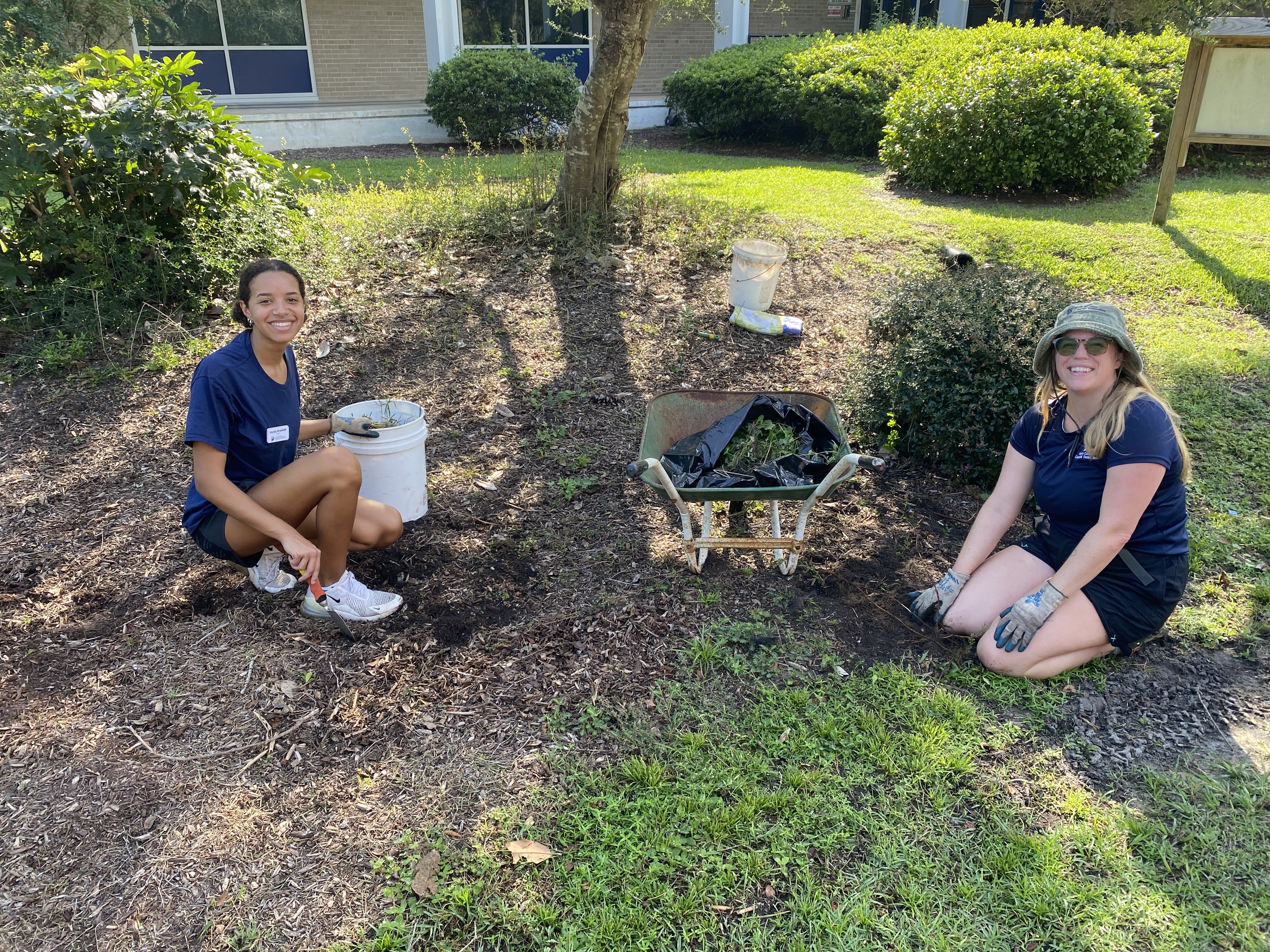 Georgia and Hailey working